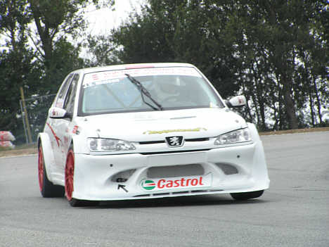Johnny Vejlebo Nielsen var igen meget hurtig i Peugeot raceren.